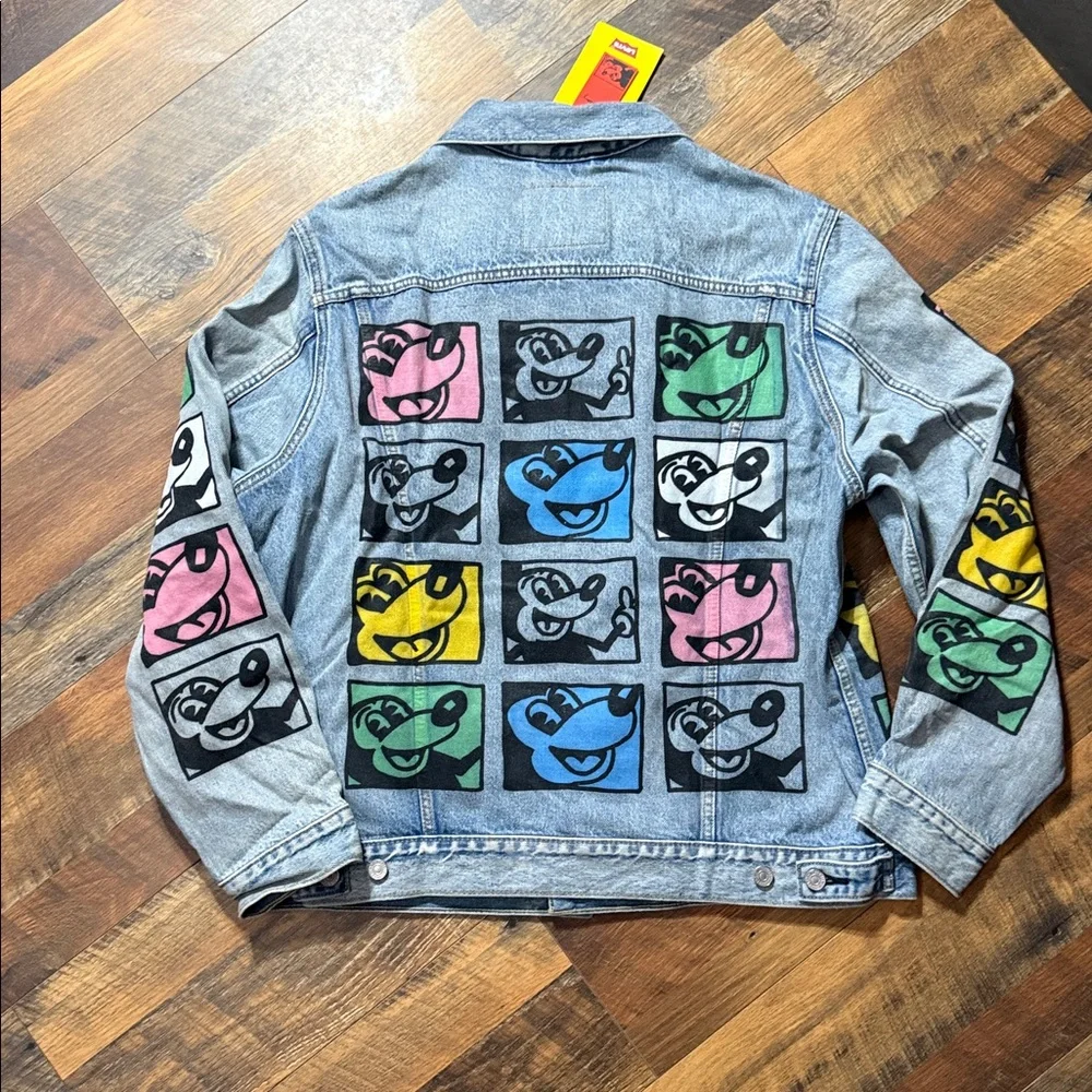 NWT Levi’s x Disney x Keith Haring Vintage Fit Trucker Jacket - Large
